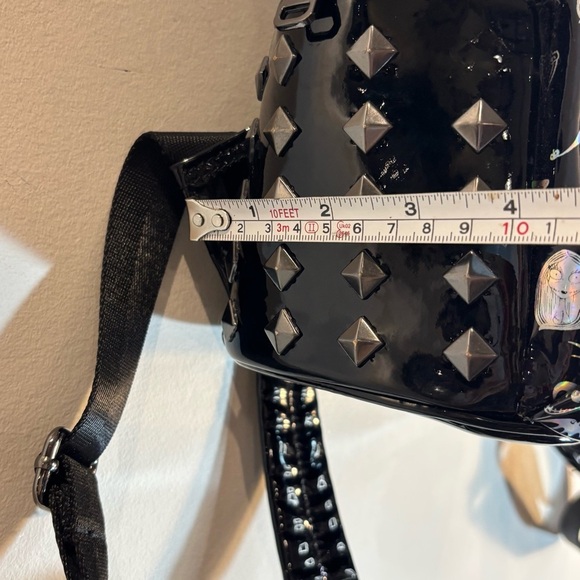 LOUNGEFLY DISNEY The Nightmare before Christmas Black Holographic Mini Backpack - Picture 4 of 12